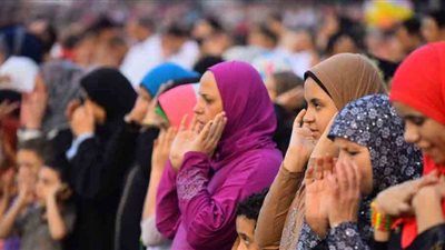 بعد منع الساحات.. حكم صلاة العيد للحائض في المسجد