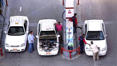 البترول: 1000 محطة غاز بنهاية 2021 لمواكبة مبادرة إحلال السيارات