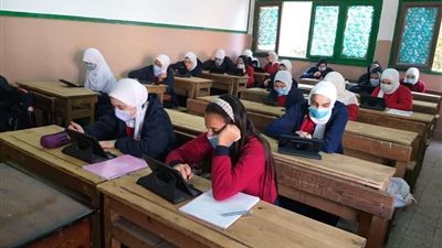 التعليم تكشف موقف طلاب أولى وثانية ثانوي الراسبين في امتحانات أبريل 