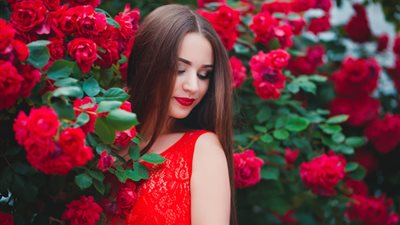 تحذير..ابعدي عن الأحمر في العيد ..هيجيبلك اكتئاب