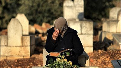 في ثاني أيام العيد.. زيارة المقابر تُثير جدل السيدات.. و«الإفتاء» تحسم الأمر