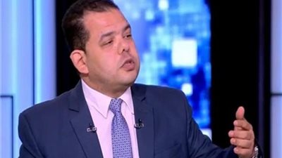 أزهري: لا يوجد نص قرآني أو حديث يُحرم المرأة من طلب العلم.. فيديو