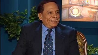 عادل إمام׃ «أهل مراتي رفضوني لما كنت كومبارس».. فيديو
