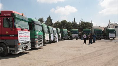 مصر تواصل عطائها.. ألف طن سلع غذائية ودوائية مساعدات لفلسطين