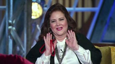 رامي رضوان يُعلن تعافي حماته دلال عبد العزيز من كورونا