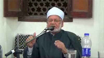 هل يحق للزوج إجبار زوجته على الهجرة؟.. رئيس لجنة الفتوى الأسبق يجيب