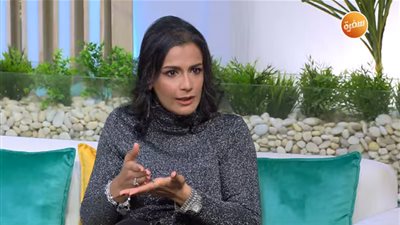 لو طفلك مدمن الموبايل.. اعرفي إزاي تشغليه وطرق تنمية قدراته| فيديو