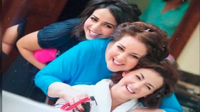 «اللهم رد عافيتها وارحم ضعفها».. إيمي سمير غانم تدعو لوالدتها