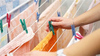 7 نصائح تحميكِ من السقوط من بلكونة منزلك أثناء نشر الغسيل