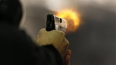 المتهم بإطلاق النار على زوجته.. التحريات تكشف: «عنده وسواس قهري»