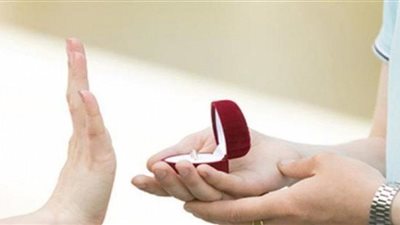 «ابن امه.. وبتاع حوارات».. 3 تجارب للفتيات مع العشق والهوى