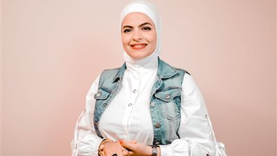 سيدة تسأل: «سلفتي بتغير مني».. وخبيرة ترد: «خليكي في حياتك»