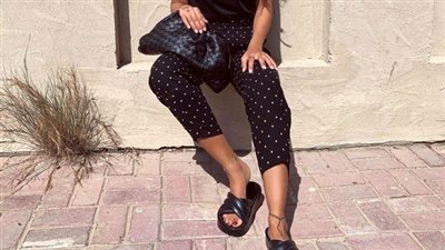 لصاحبات جسم الكمثرى.. حيل ارتداء البنطلون المطبوع والمنقوش (صور)