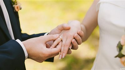 أبرزها «كتابة القايمة».. فتيات تروي قصص ومشاكل فسخ خطبتها