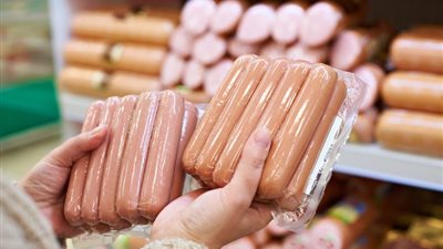 أضرار اللانشون والهوت دوج.. وطرق تقليل مخاطرها