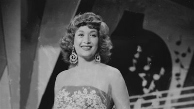 حكاية صوت أطرب الجميع.. هدى سلطان فنانة من طراز فريد