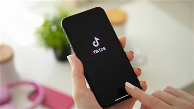 كارثة| 8 مليون طفل مصري على تطبيق «تيك توك».. وجرأة الفتيات مدفوعة الثمن