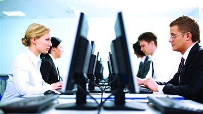 وظائف جديدة بالكهرباء والتقديم لمدة 3 أسابيع