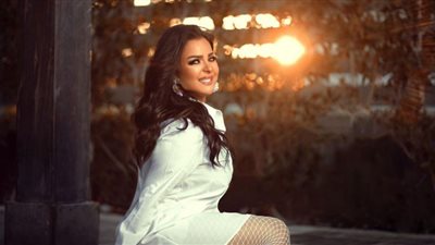 هدى تطرح كليب صاحبة العروسة: غنوا وبلوا الشربات.. صاحبتي قمر القمرات| فيديو