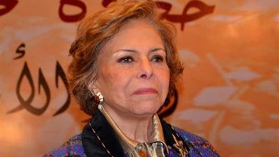 السفيرة ميرفت التلاوي تكشف الستار عن حياتها الخاصة (فيديو)