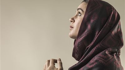 كيف أتوب توبة نصوحة من الذنوب؟.. داعية يُجيب.. فيديو