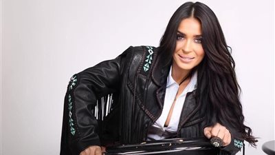 دينا لـ هير نيوز : هنضّحك الجمهور في سقراط ونبيلة| صور