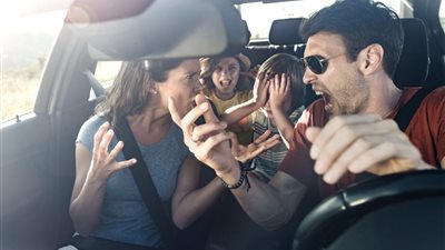 «بخيل ومجنون».. فاطمة تطلب نفقتها: «بيقول عنينا وحشة»