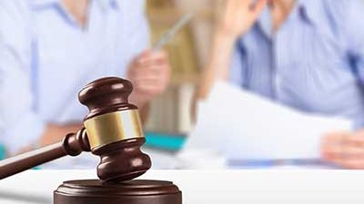 عبد الرحمن في دعوى نشوز: «مراتي بتكهربني علشان المصروف»