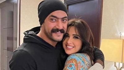 حضن ووصلة غزل من أحمد العوضي لـ ياسمين عبد العزيز