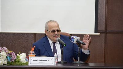 «الخشت» يُعلن مشاركة جامعة القاهرة في 10 مشروعات قومية 