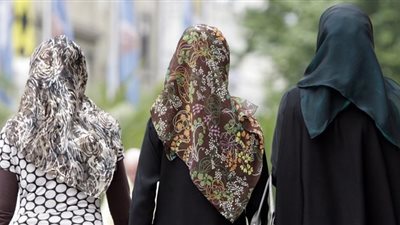 ما عقوبة قذف المحصنات؟.. عالم أزهري يُجيب (فيديو)