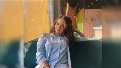 أخصائية نفسية عن مراقبي فتاة الفستان: فاقدي الثقة بأنفسهن.. والفتاة مُعرضة للاكتئاب