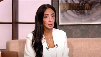 لوجينا صلاح متحدية البهاق: تركت عملي في البنوك ولجأت للتجميل والسوشيال