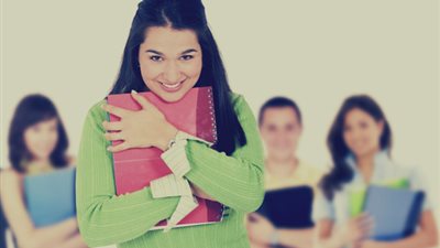 ماذا تفعل البنات آخر يوم امتحانات في الجامعة؟ 