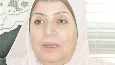 أستاذة بالأزهر: مشاركة الرجل في أعمال البيت لا ينقص من رجولته