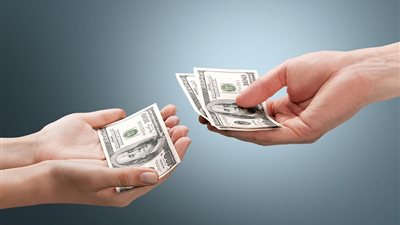 «بخيل وبيأكلني فول».. حنين في دعوى نفقة: «دخله أكثر من نصف مليون سنويًّا»