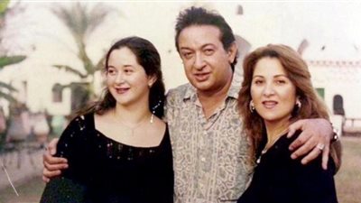 المحكمة الاقتصادية تحجز دعوى بوسي وبناتها ضد محل حلويات شهير للحكم