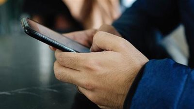 رئيس التأمينات يكشف تفاصيل صرف المعاشات بالموبايل