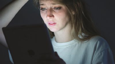 البرلمان: سجن 5 سنوات و200 ألف جنيه عقوبات التحرش الإلكتروني