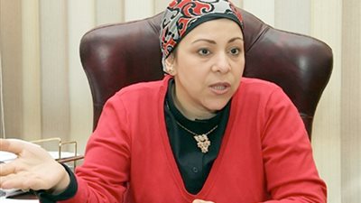 نهاد أبوالقمصان عن برلماني حمّل المرأة مسئولية التحرش: حاجة تفقع