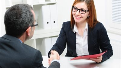 كيف تستعدين لمقابلة عمل ناجحة؟ 