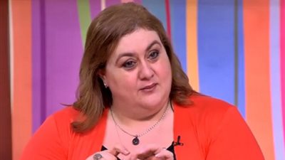 حنان زينال: مواقع التواصل السبب الرئيسي لطاقتنا السلبية 