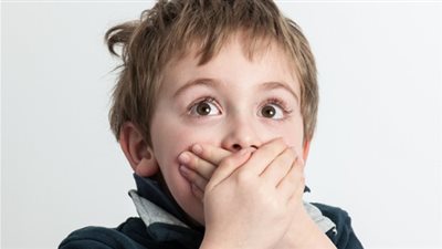 « طفلك يكذب» .. تعرفي على الطريقة الصحيحة للتعامل معه