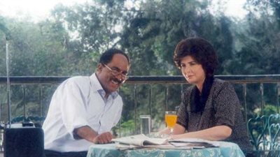 سر غياب ميرفت أمين ومنى زكي عن عزاء جيهان السادات؟