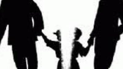 متى تسقط الحضانة عن الأم؟.. محامِِ يُجيب