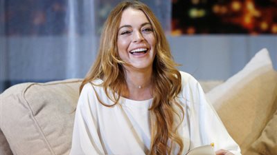 ليندسي لوهان تتصدر التريند في لبنان