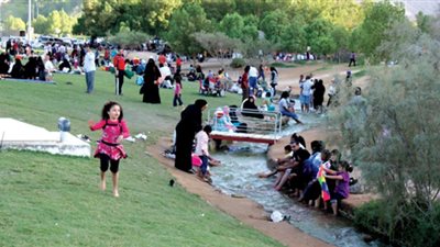 فسحة بأقل التكاليف.. حدائق يقبل عليها المصريون في العيد