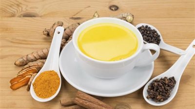 يُساعد على النوم.. 14 فائدة صحية لحليب الكركم 