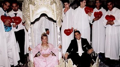 هاني مهنى يكشف تفاصيل حفل زفافه من سميرة سعيد على الطريقة المغربية