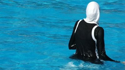 بالمايوه الشرعي.. 4 سبتمبر نظر دعوى منع نزول المحجبات لحمام السباحة